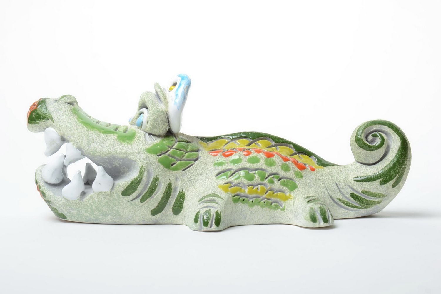 Handmade designer semi porcelain statuette of crocodile painted with pigments photo 4