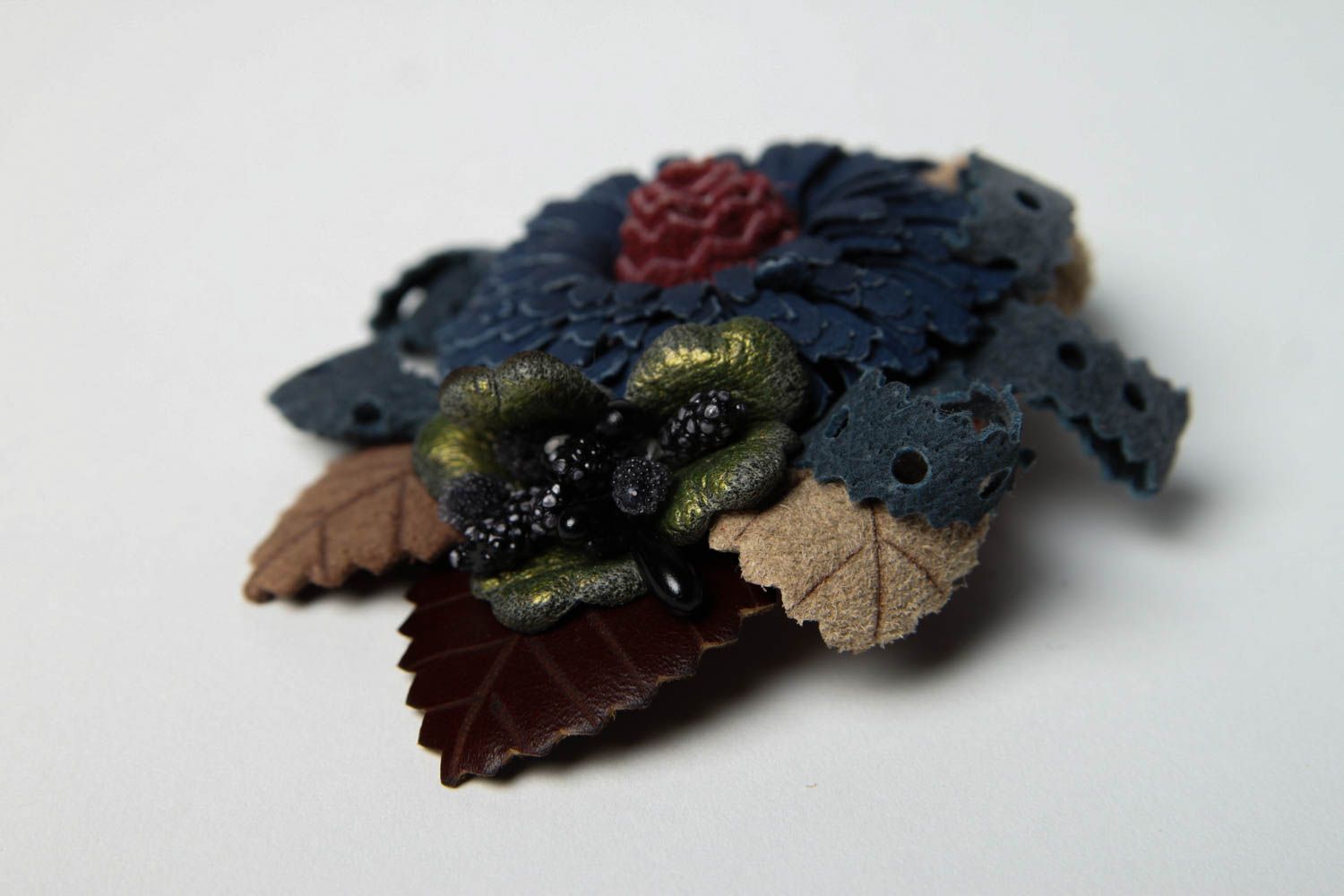 Flower brooch handmade leather jewelry flower hair clip fashion accessories photo 4