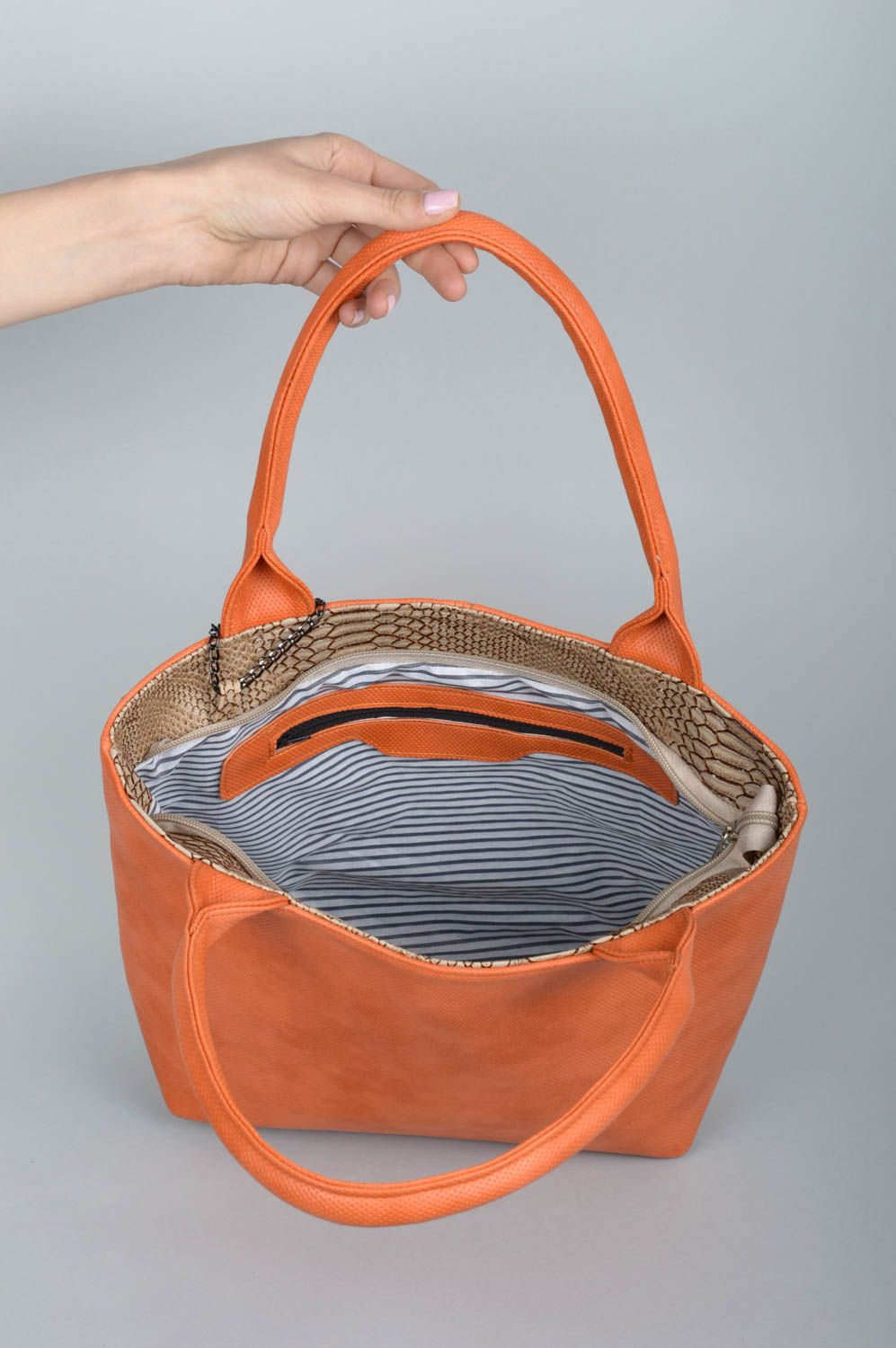 Сумка ручной работы сумка с кошельком сумка из кожзама оранжевая в деловом стиле фото 3