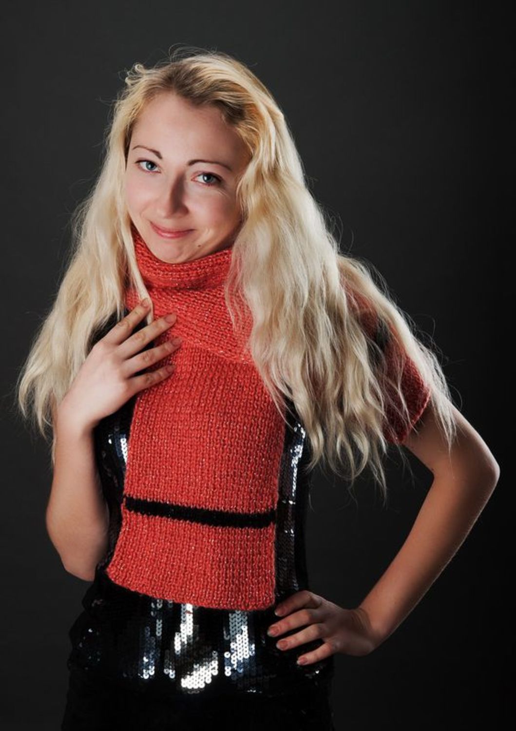 Sciarpa di lana fatta a mano Sciarpa a maglia Abbigliamento da donna 
 foto 1