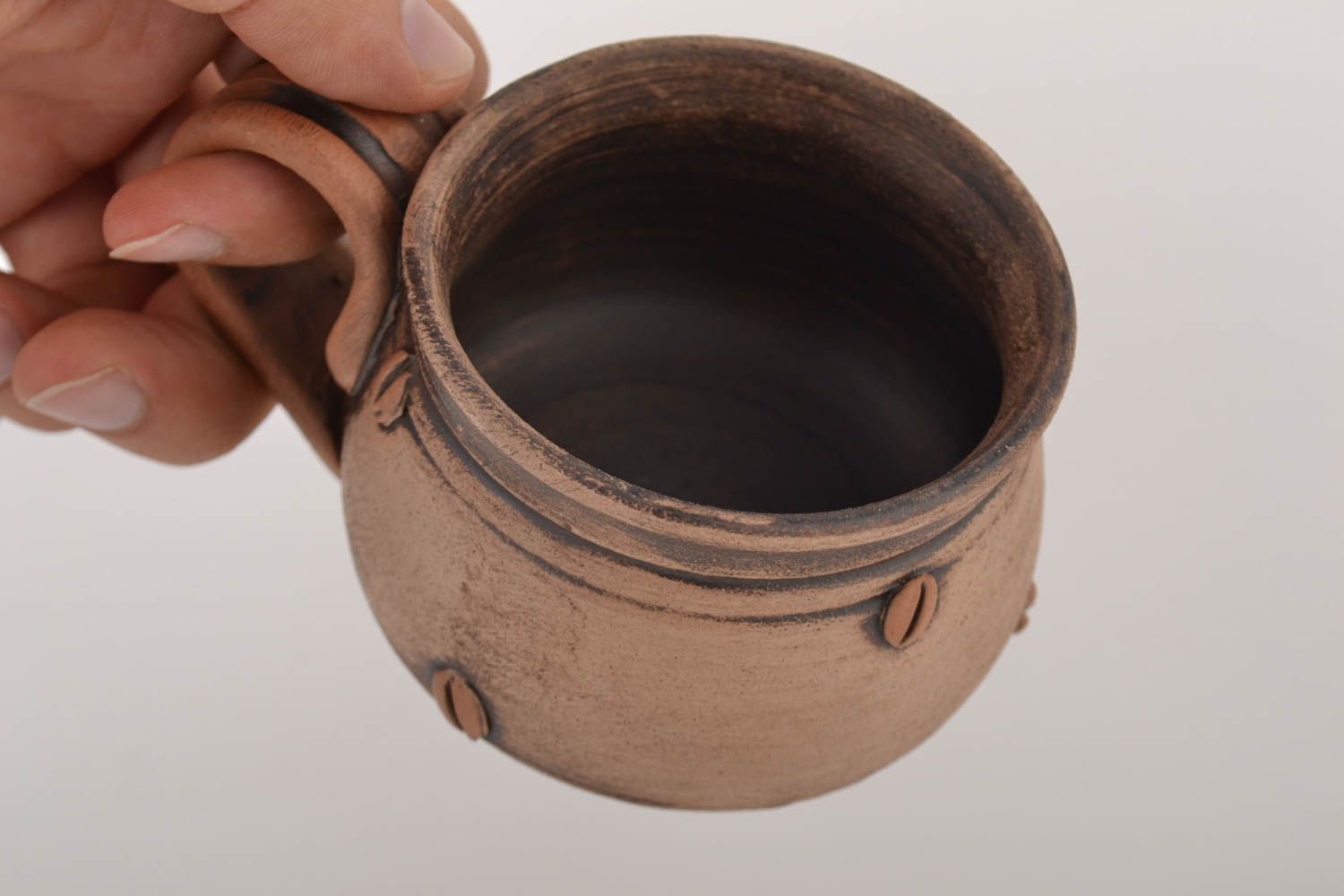 3,3 oz coffee clay cup with coffee beans' ornament and wide handle photo 5