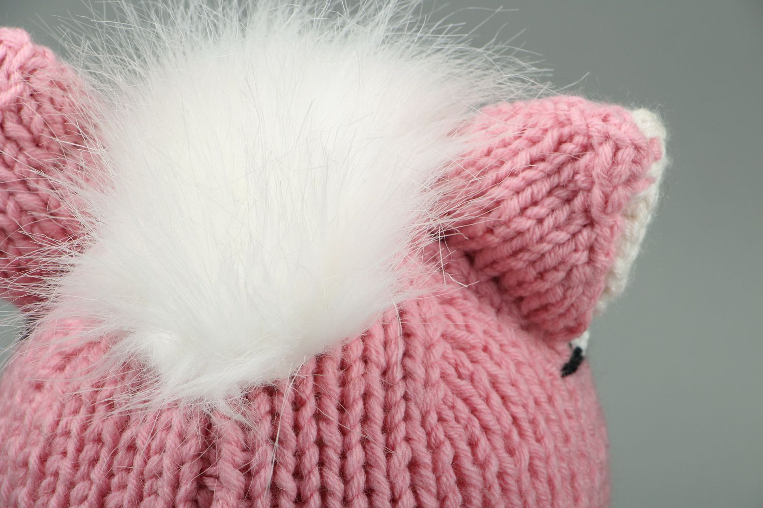 Knitted hat with fur photo 4