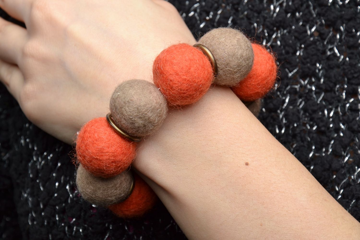 Handmade felted wool bracelet photo 2