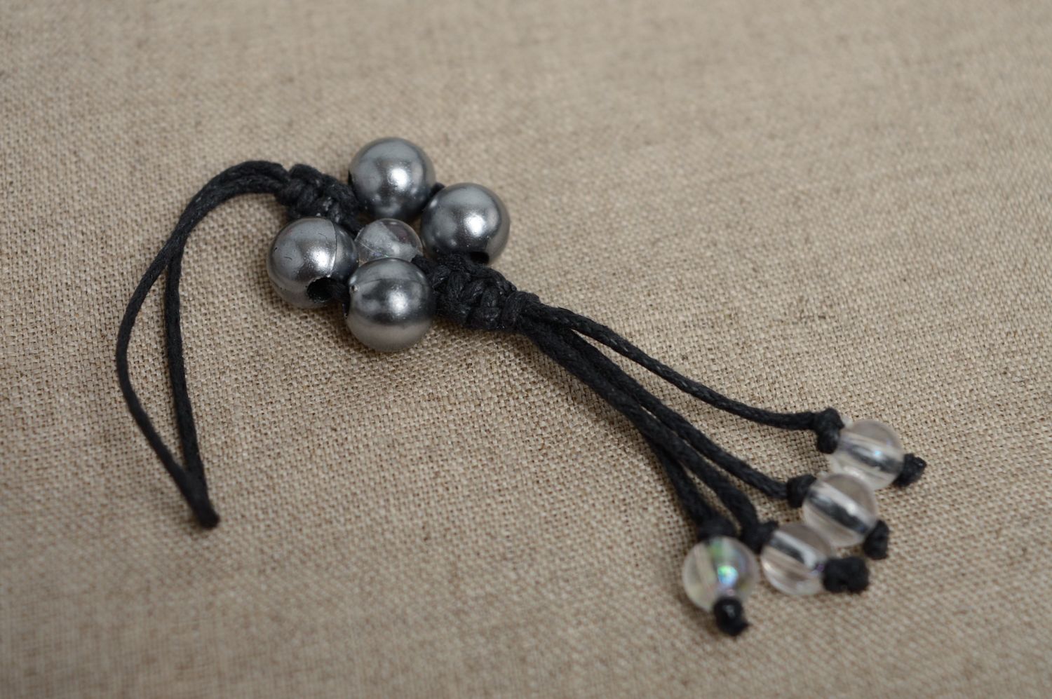 Macrame waxed cord keychain with glass beads photo 4
