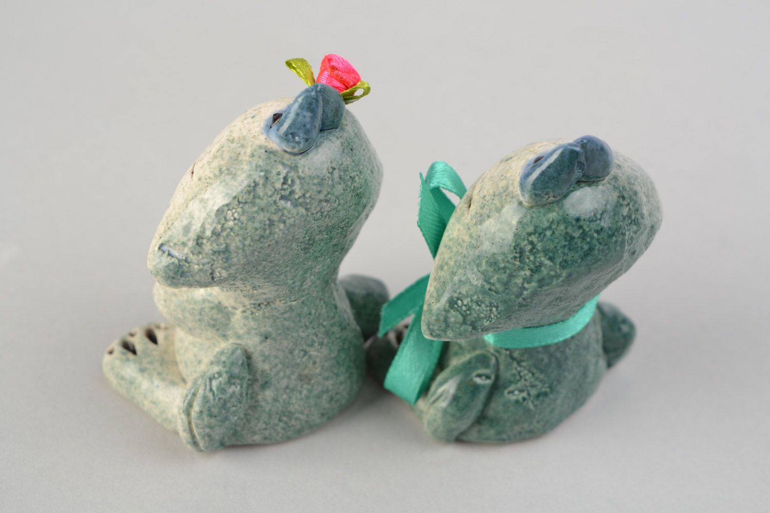 Handmade decorative ceramic painted figurines set of 2 pieces cute frogs home decor photo 5
