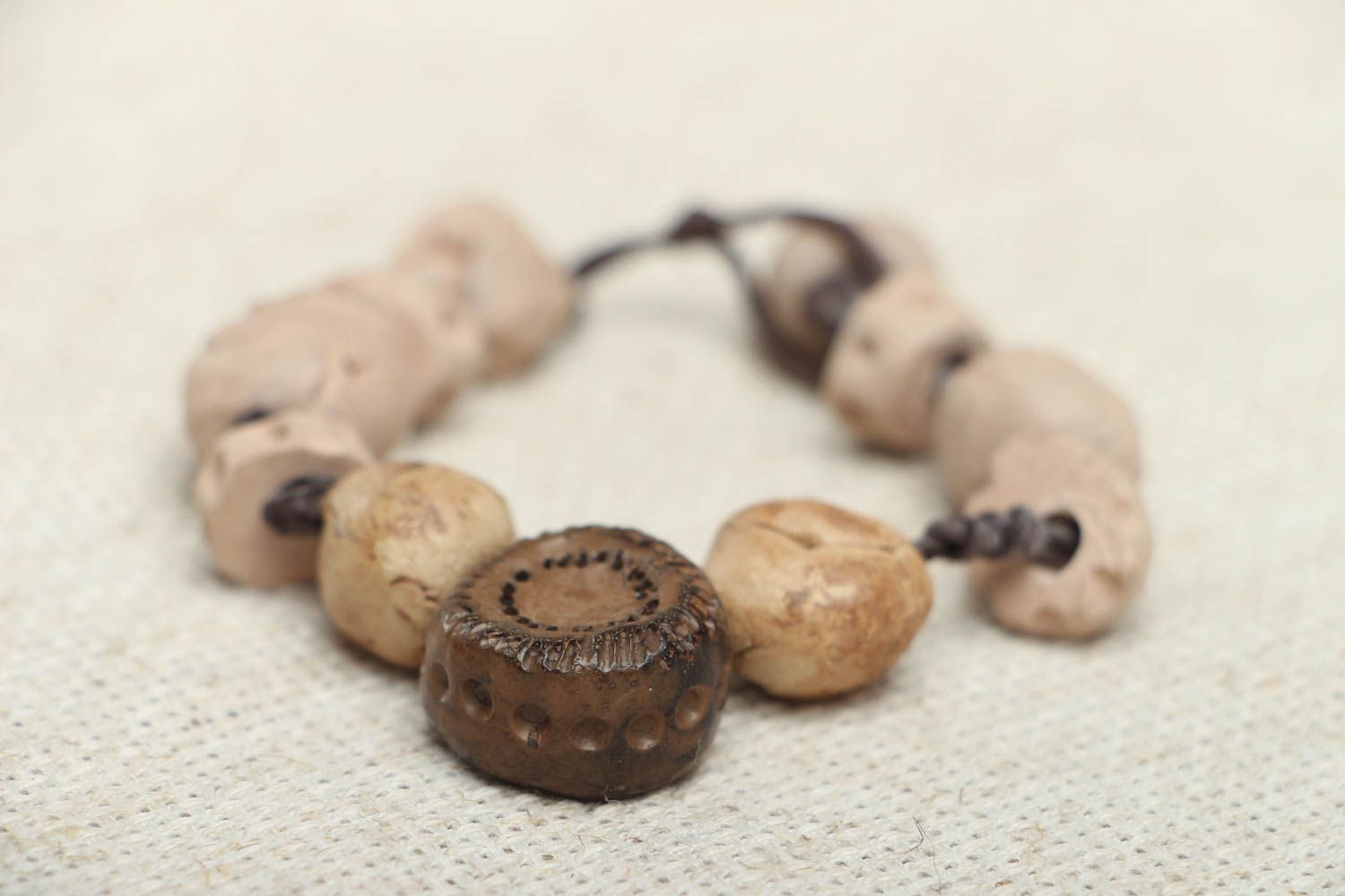 Bracelet with ceramic beads photo 2