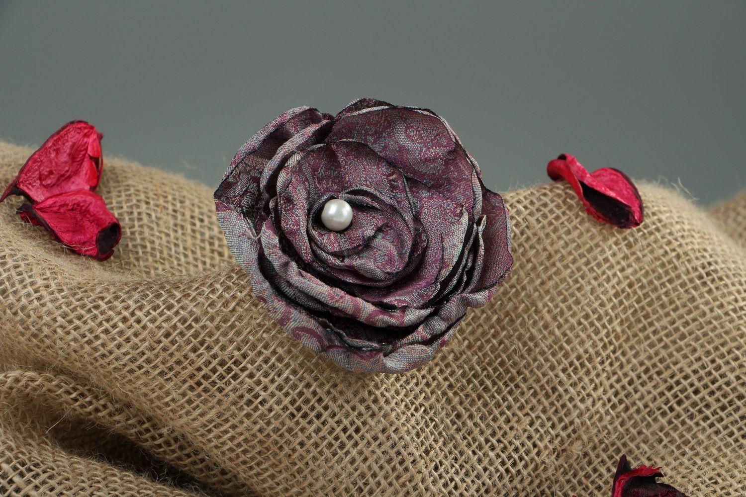 Broche Fleur violette photo 1