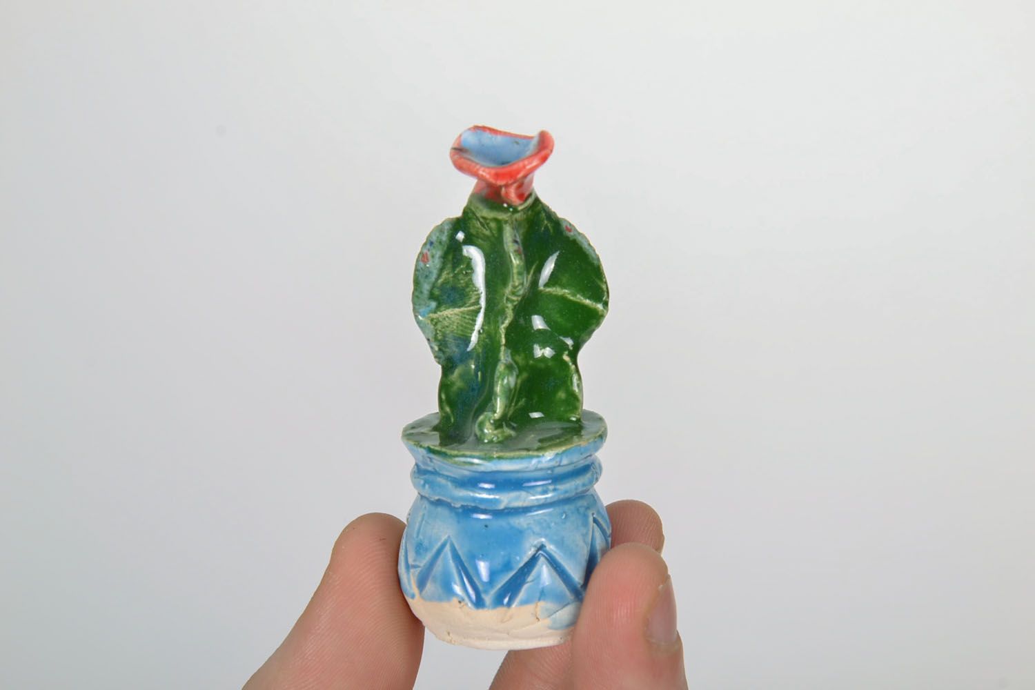 Figurine en céramique en forme de plante d'intérieur photo 2