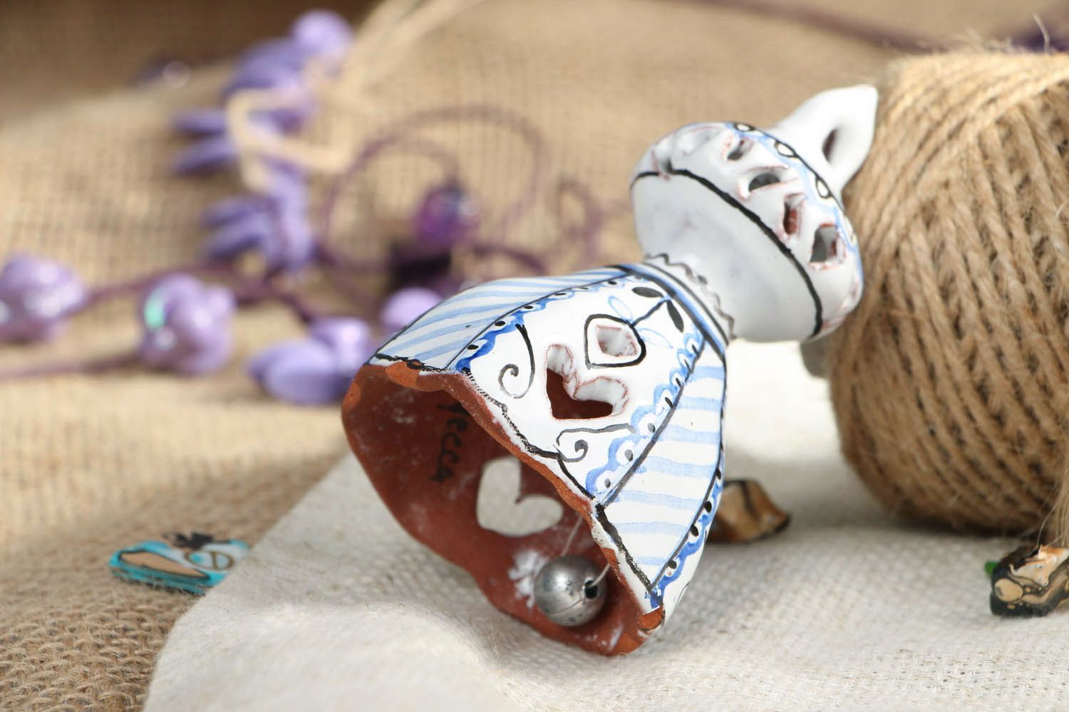 Clochette décorative en argile faite à main photo 5