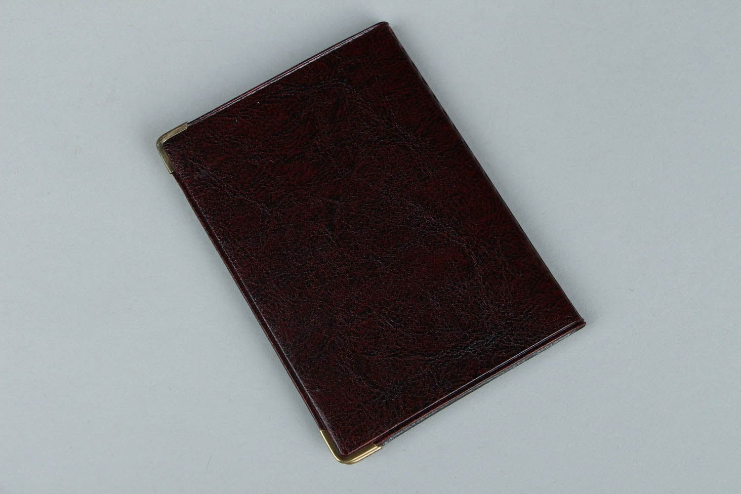 Porte passeport en simili-cuir fait main photo 3