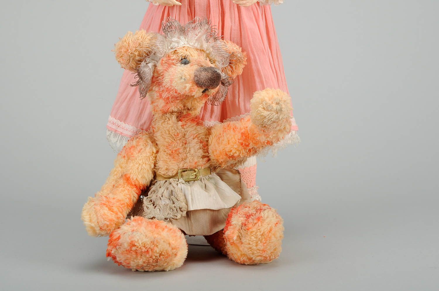 Авторская игровая кукла Маша и медведь фото 5