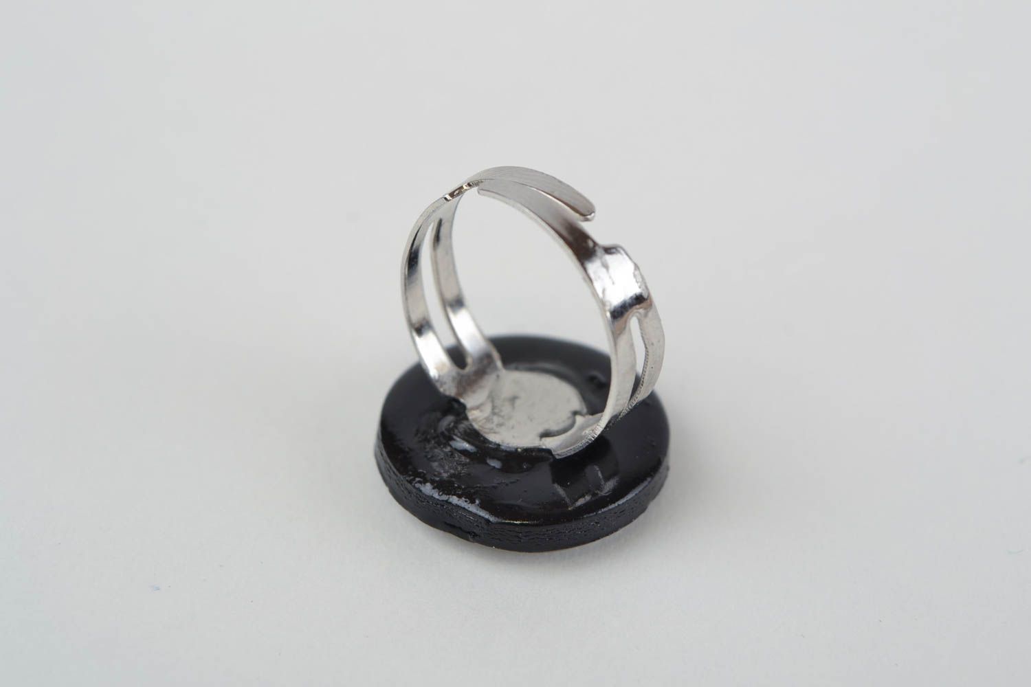 Handgemachter Ring aus Polymerton mit Notenprint Autoren Design für Frauen foto 5