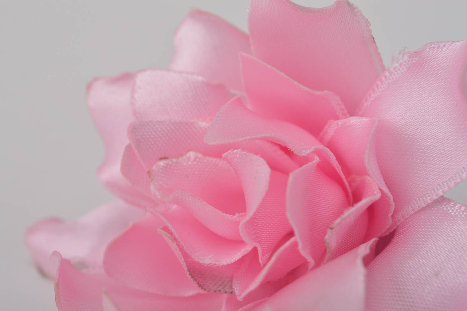 Украшение ручной работы заколка с цветком аксессуар для волос розовый георгин фото 4