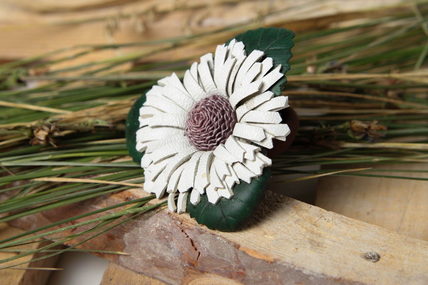 Girls hair accessories hair tie handmade leather goods flower jewelry cool gifts photo 1