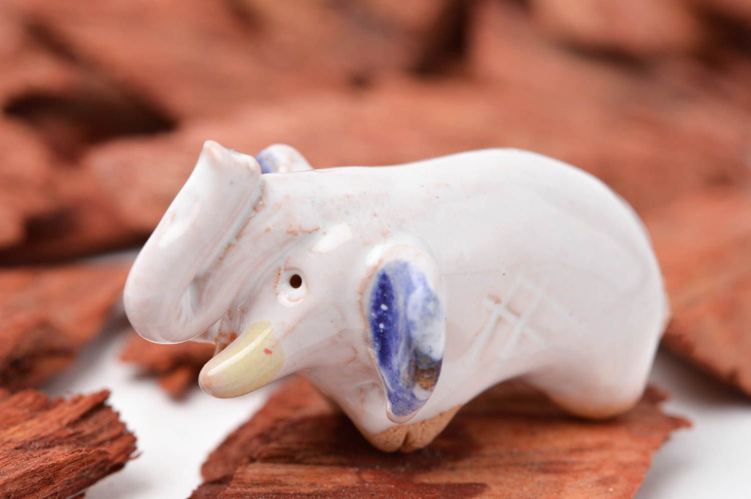 Handgeschaffene Keramik Deko Figur aus Ton schöne Tier Miniatur Figur  foto 1