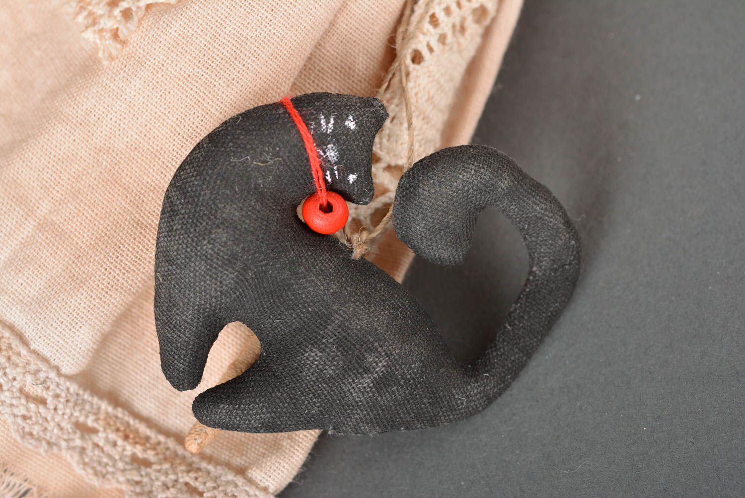 Poupée chiffon avec chat Poupée faite main de toile de coton Déco maison photo 5