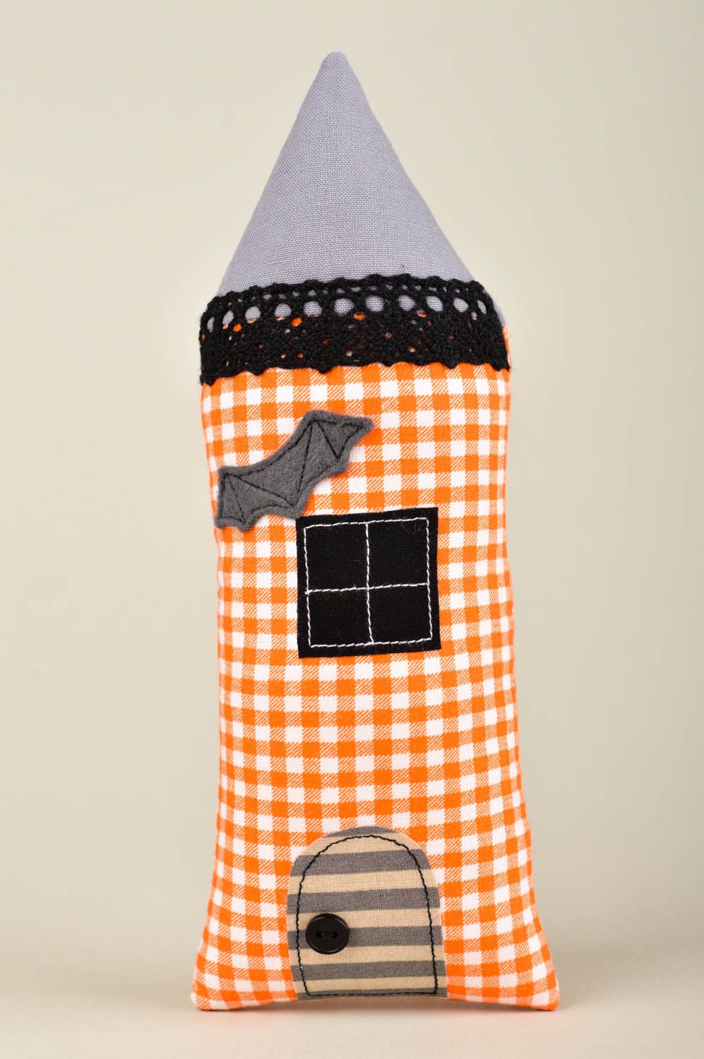 Яркая игрушка ручной работы декор для дома из ткани интерьерная игрушка фото 1