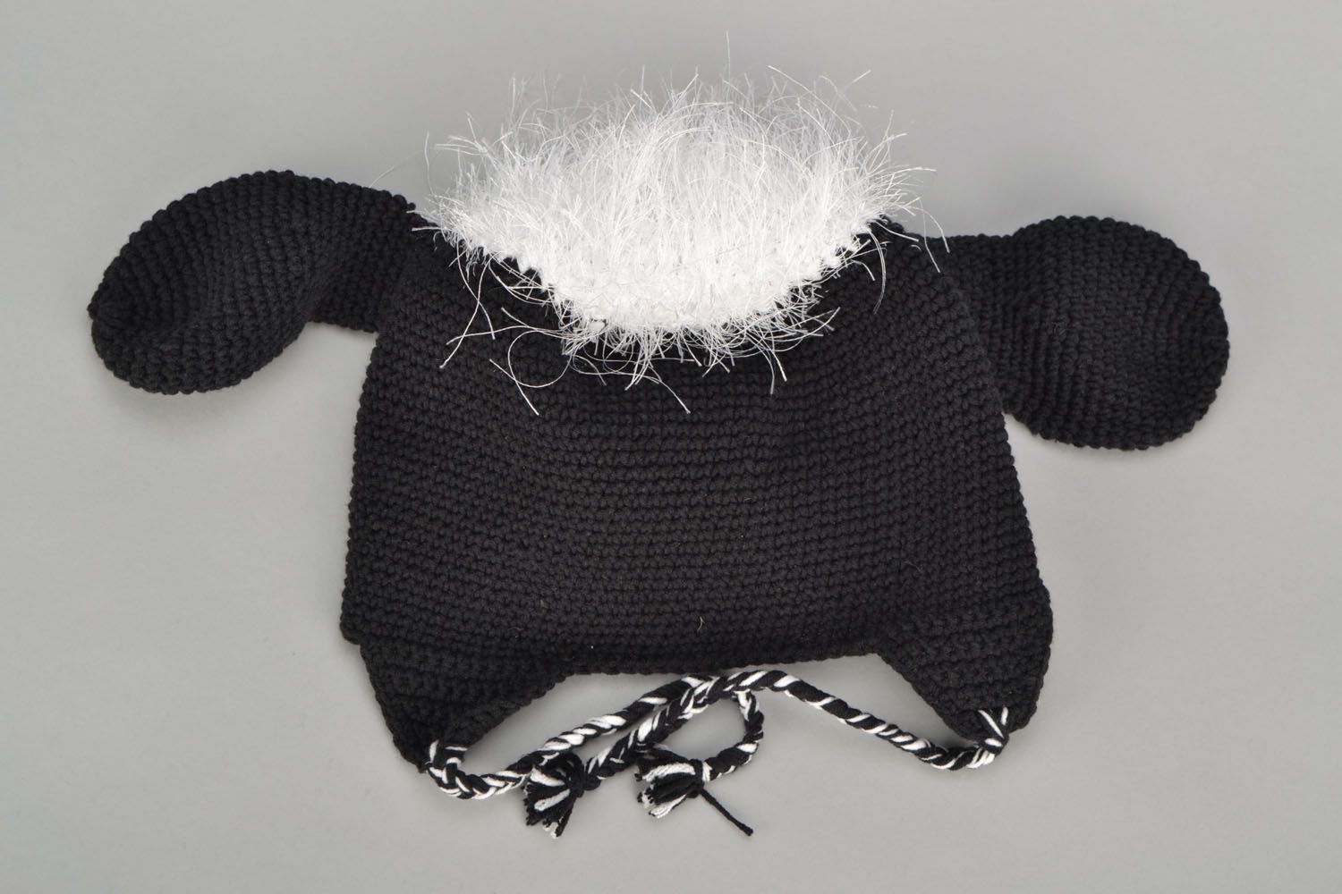 Cappello con orecchie di lana fatto a mano accessorio divertente da bambini
 foto 3