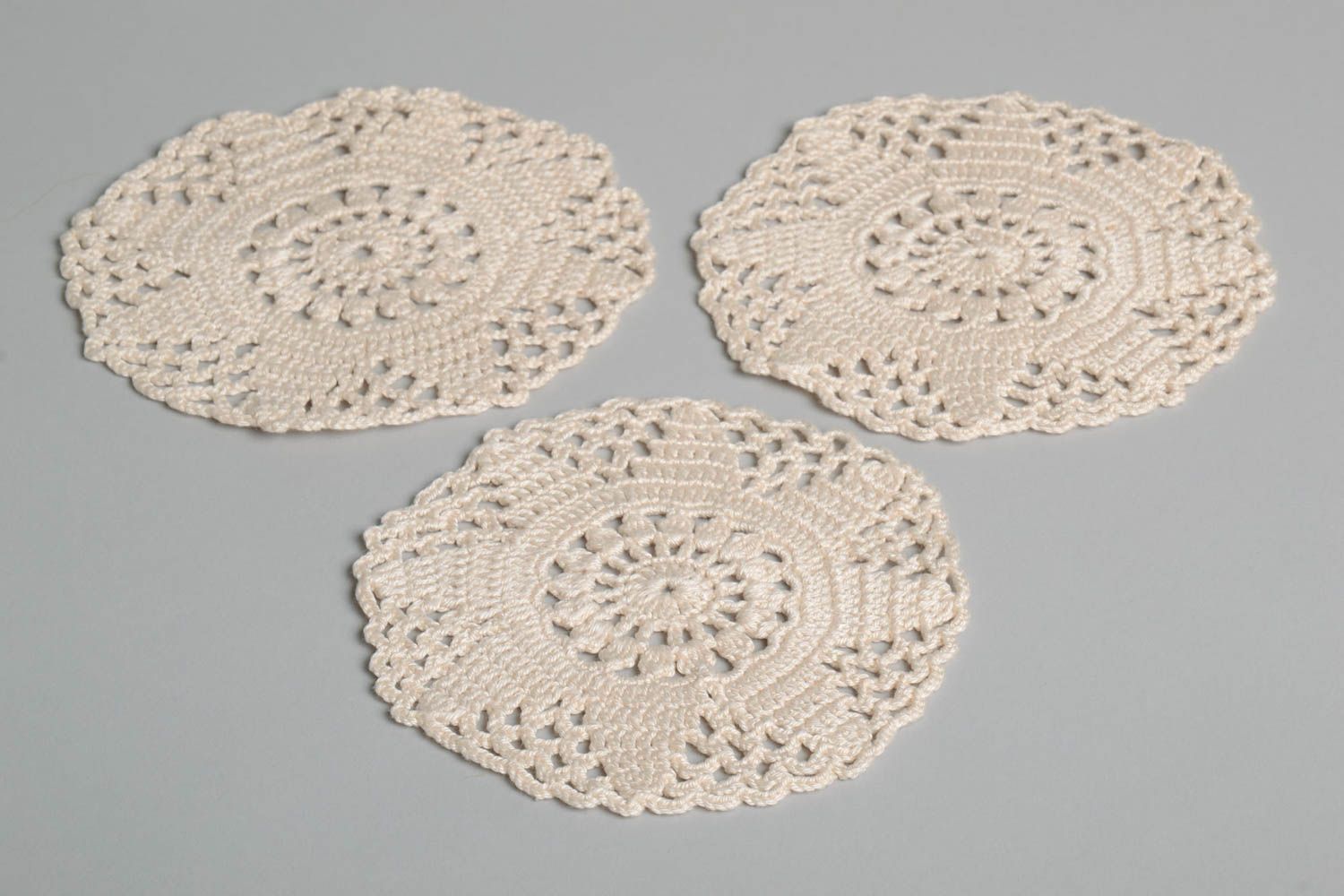 Servilletas tejidas a crochet artesanales elementos decorativos diseño de casa foto 2