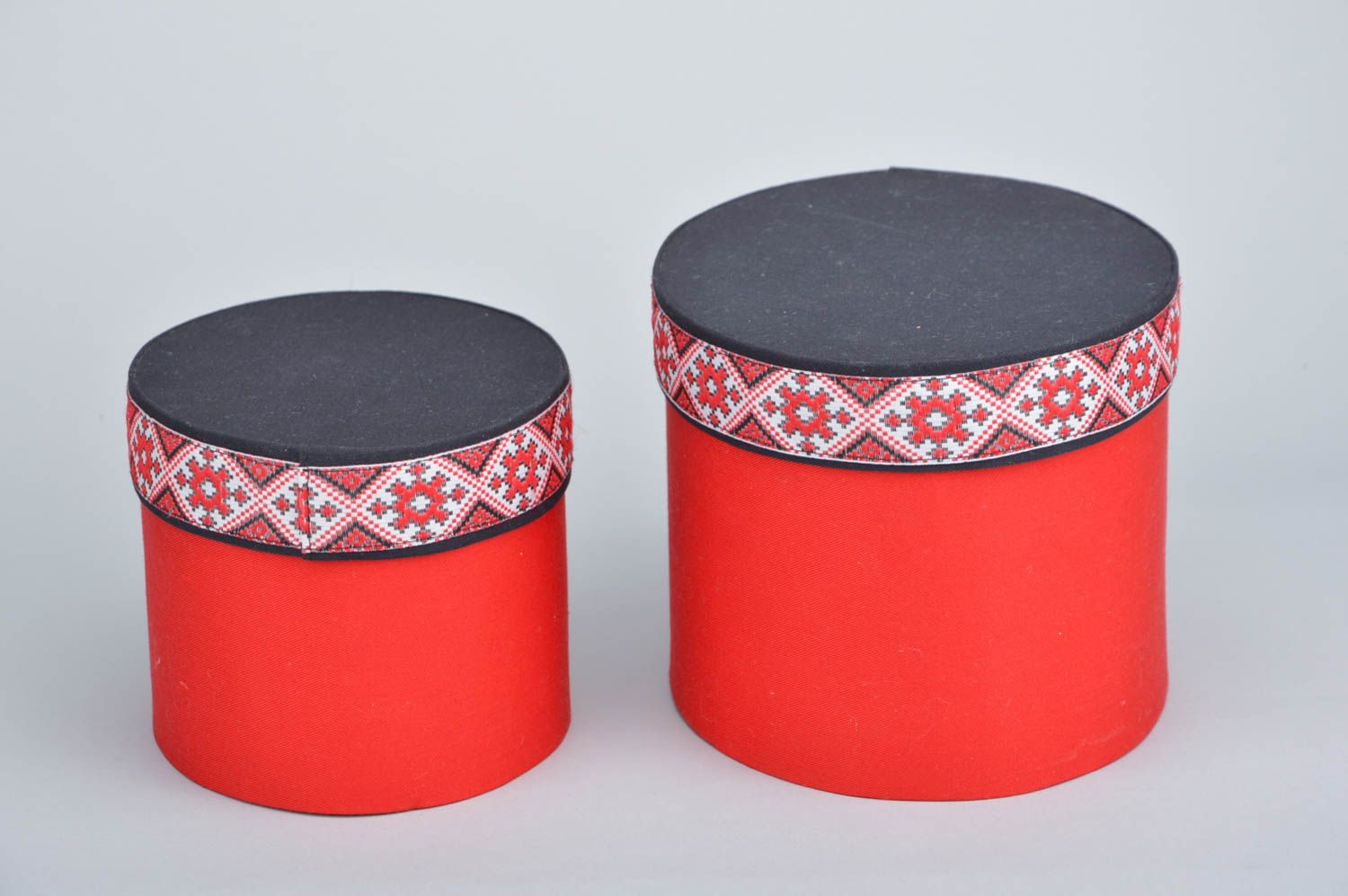 Originelles rotes handmade Schatullen Set rund und schön für Haus Dekoration foto 2