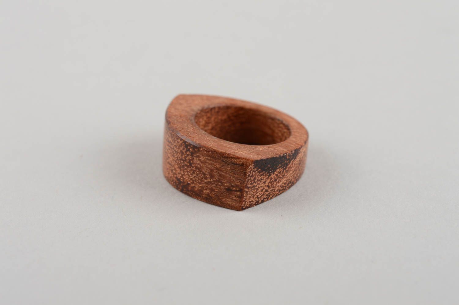 Handmade stylish female brown round ring made of wood of unusual shape photo 3