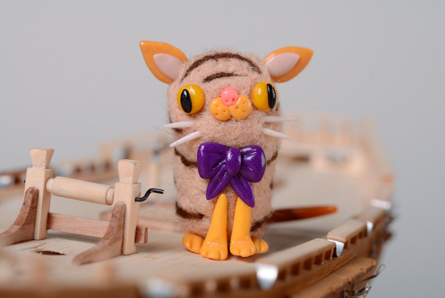 Muñeco de fieltro seco gato de juguete pequeño artesanal original foto 1
