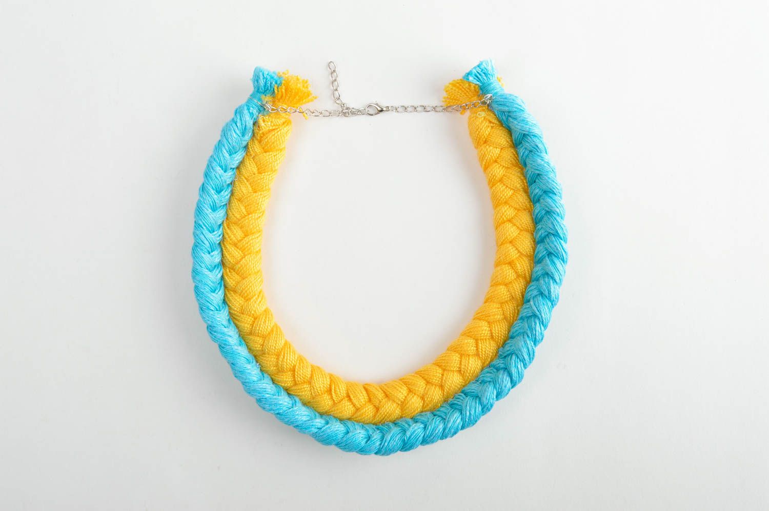 Boucles d'oreilles Collier fait main jaune bleu ciel Bijoux fantaisie textiles photo 4