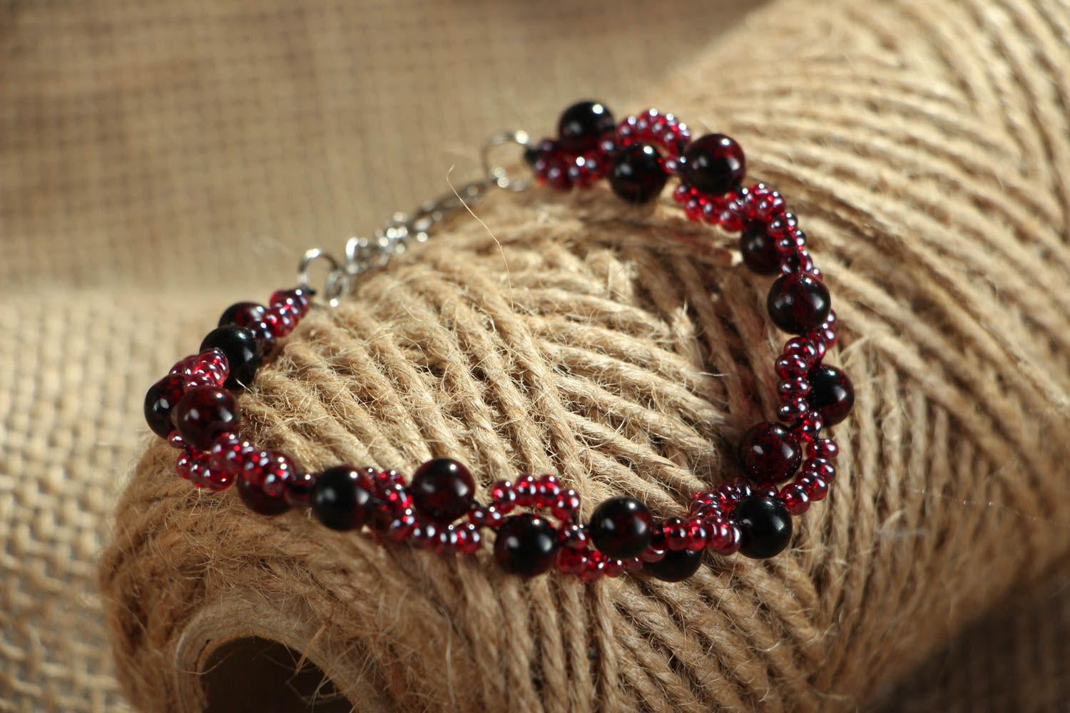 Homemade bracelet with beads and garnet photo 4
