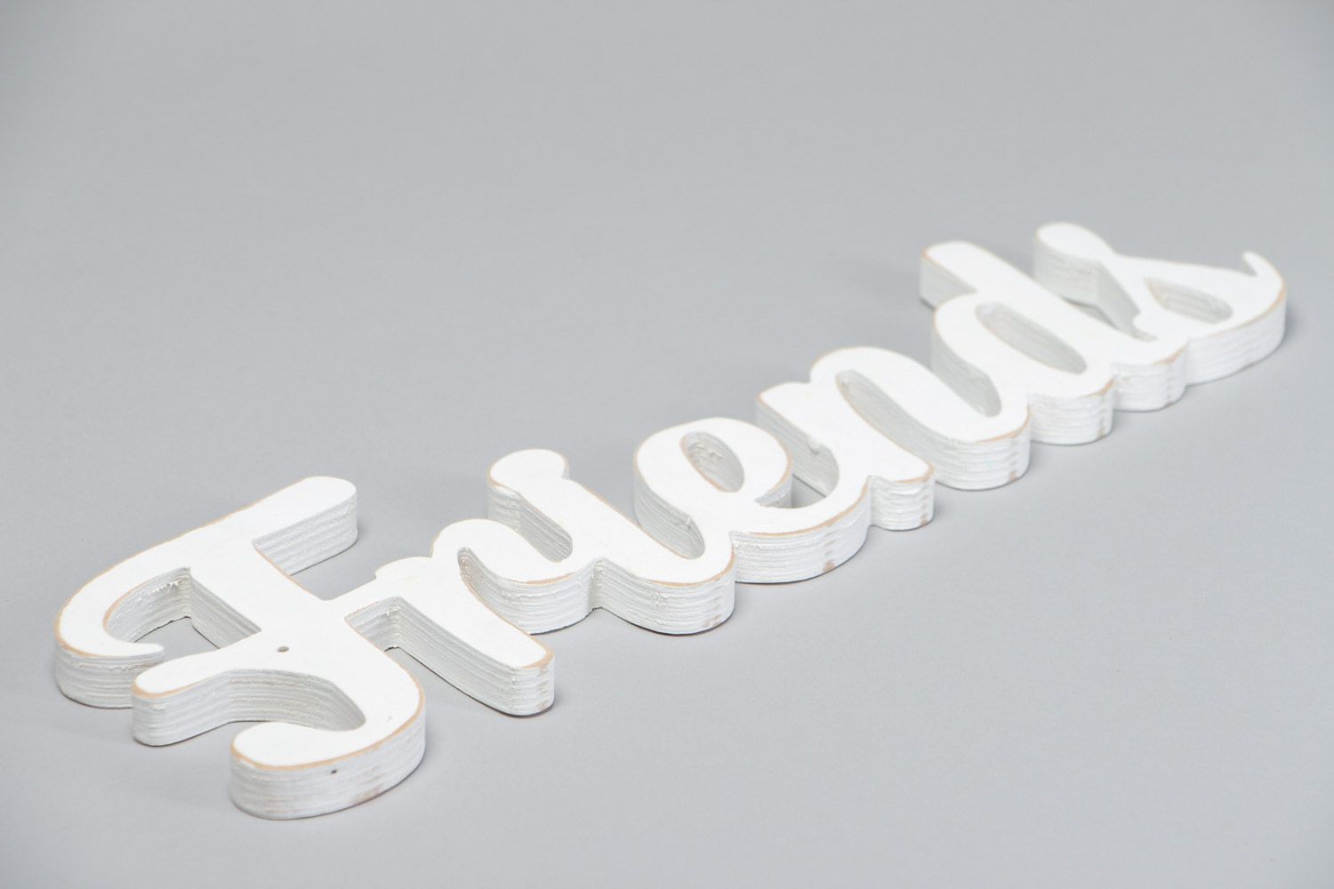 Handmade Holz Schriftzug Friends aus Sperrholz in Weiß für Hausinterieur foto 3