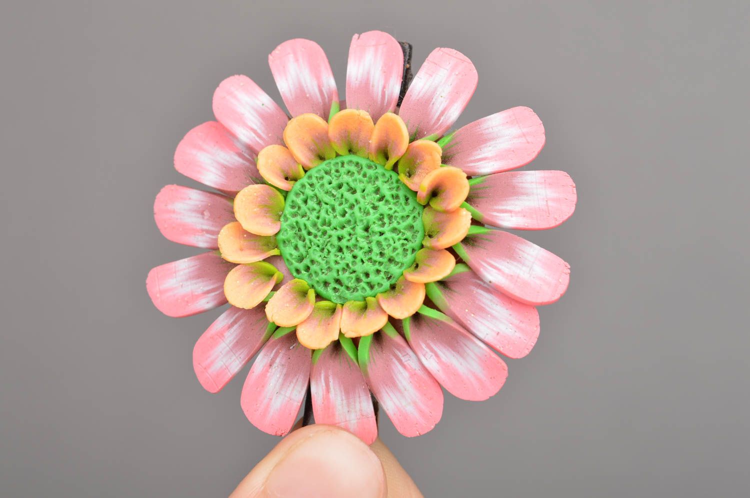 Handmade designer hair clip with volume polymer clay flower pink gerbera photo 3