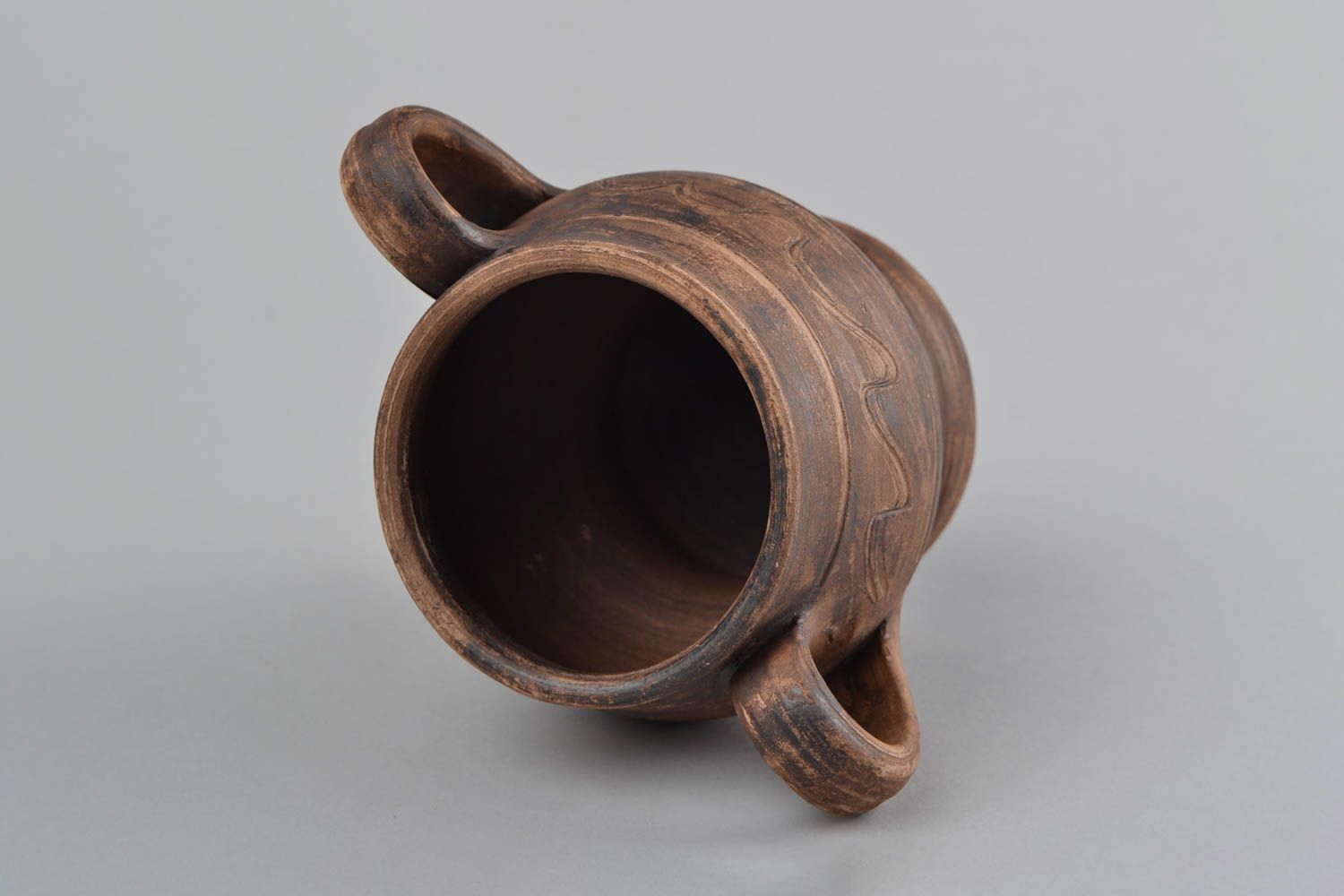 Чашка для бульона с двумя ручками глиняная коричневая объемом 450 мл хэнд мейд фото 4