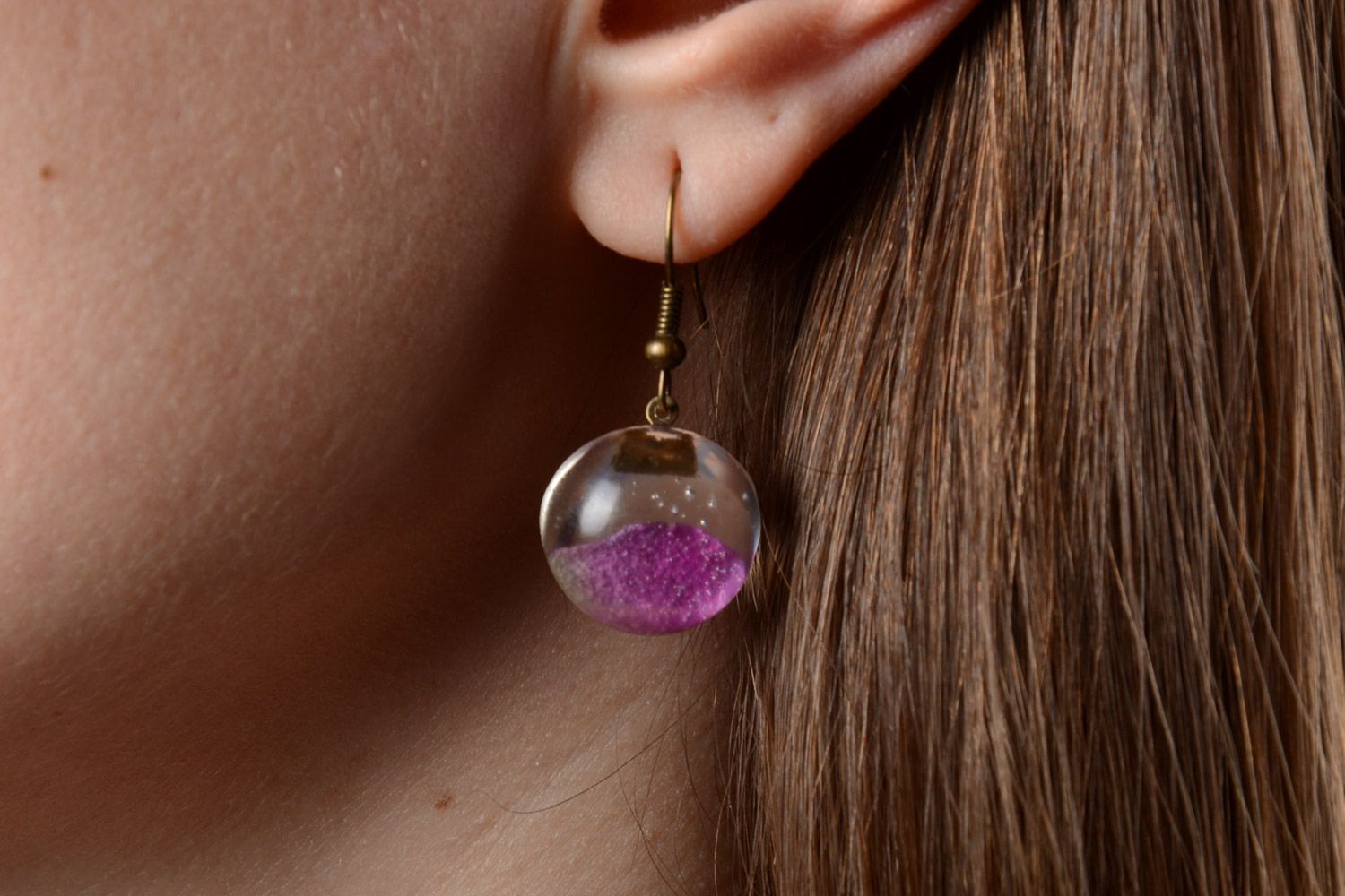 Handmade round earrings with real flower petals coated with epoxy photo 5