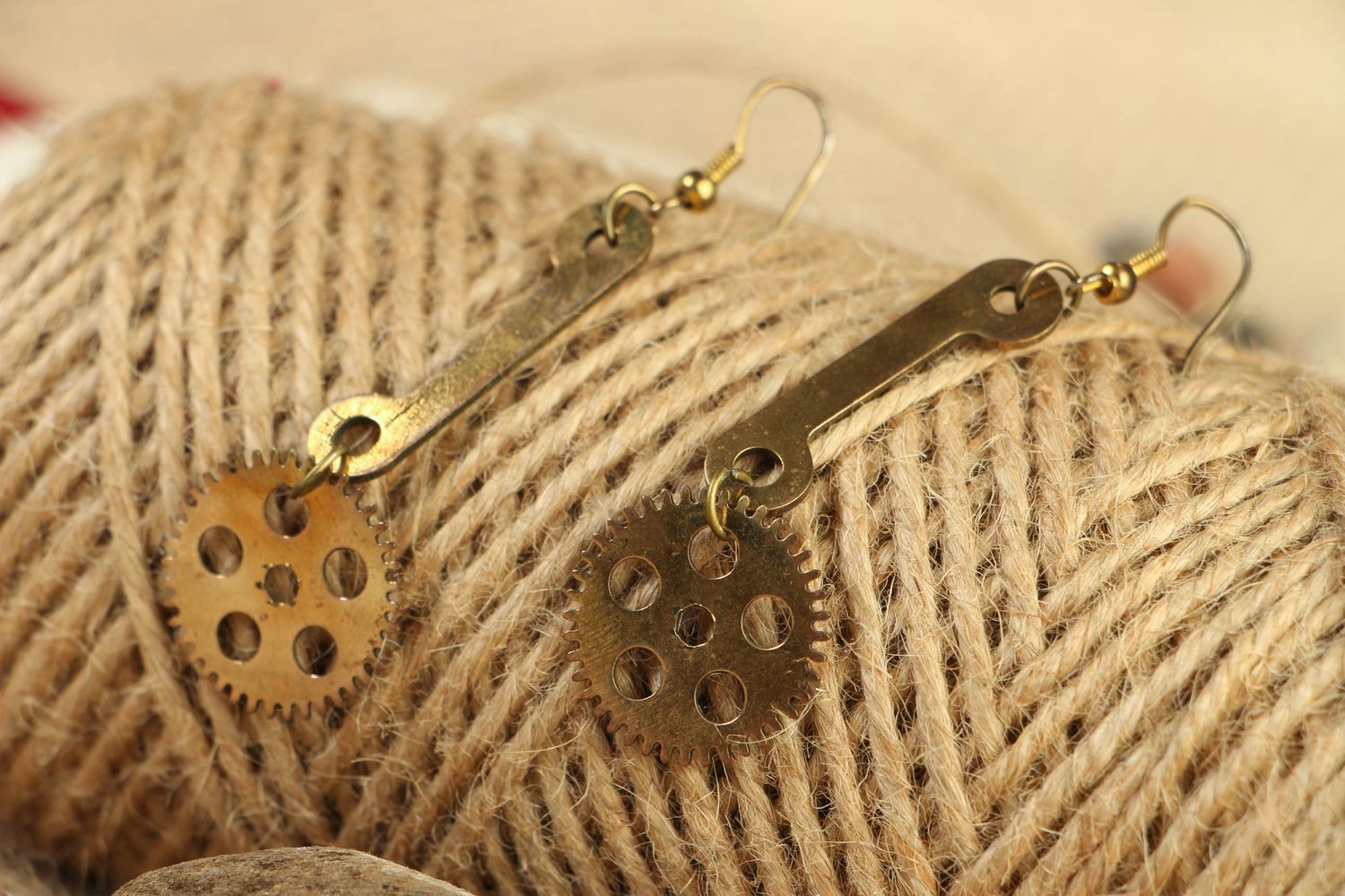 Metal dangle earrings in steampunk style photo 4