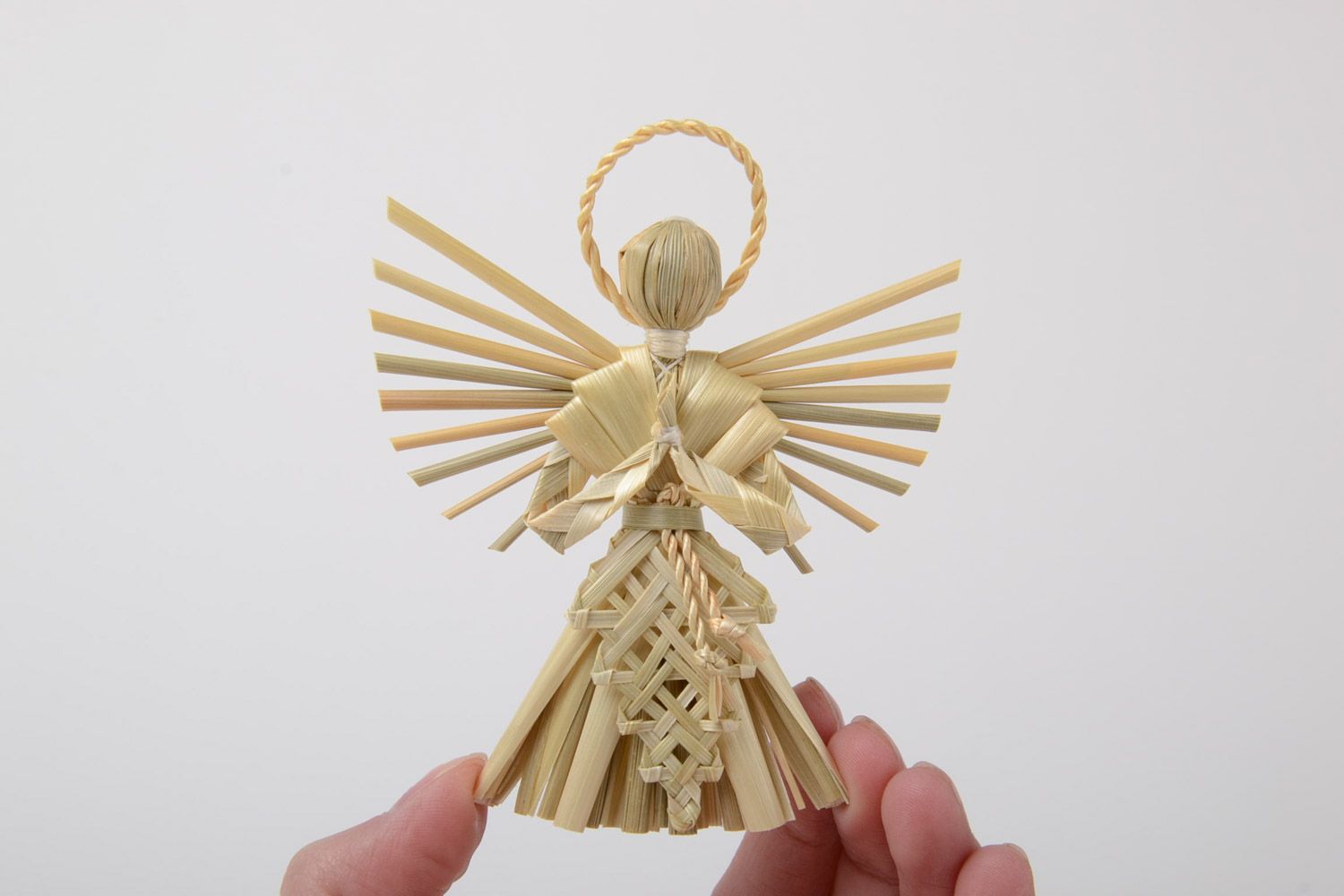 Geflochtenes Stroh Interieur Anhänger Set in Form von Engeln handmade 3 Stücke foto 5