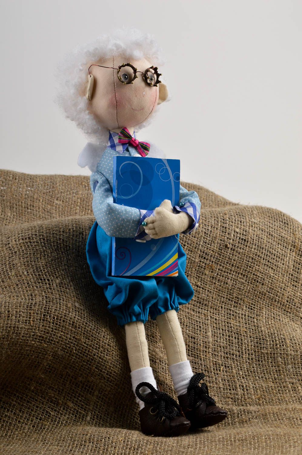 Muñeco de peluche hecho a mano juguete de tela regalo original para niño  foto 1