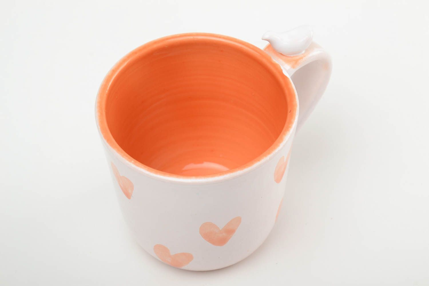 Глиняная чашка ручной работы глазурованная с птичкой на ручке оранжевая 350 мл фото 2