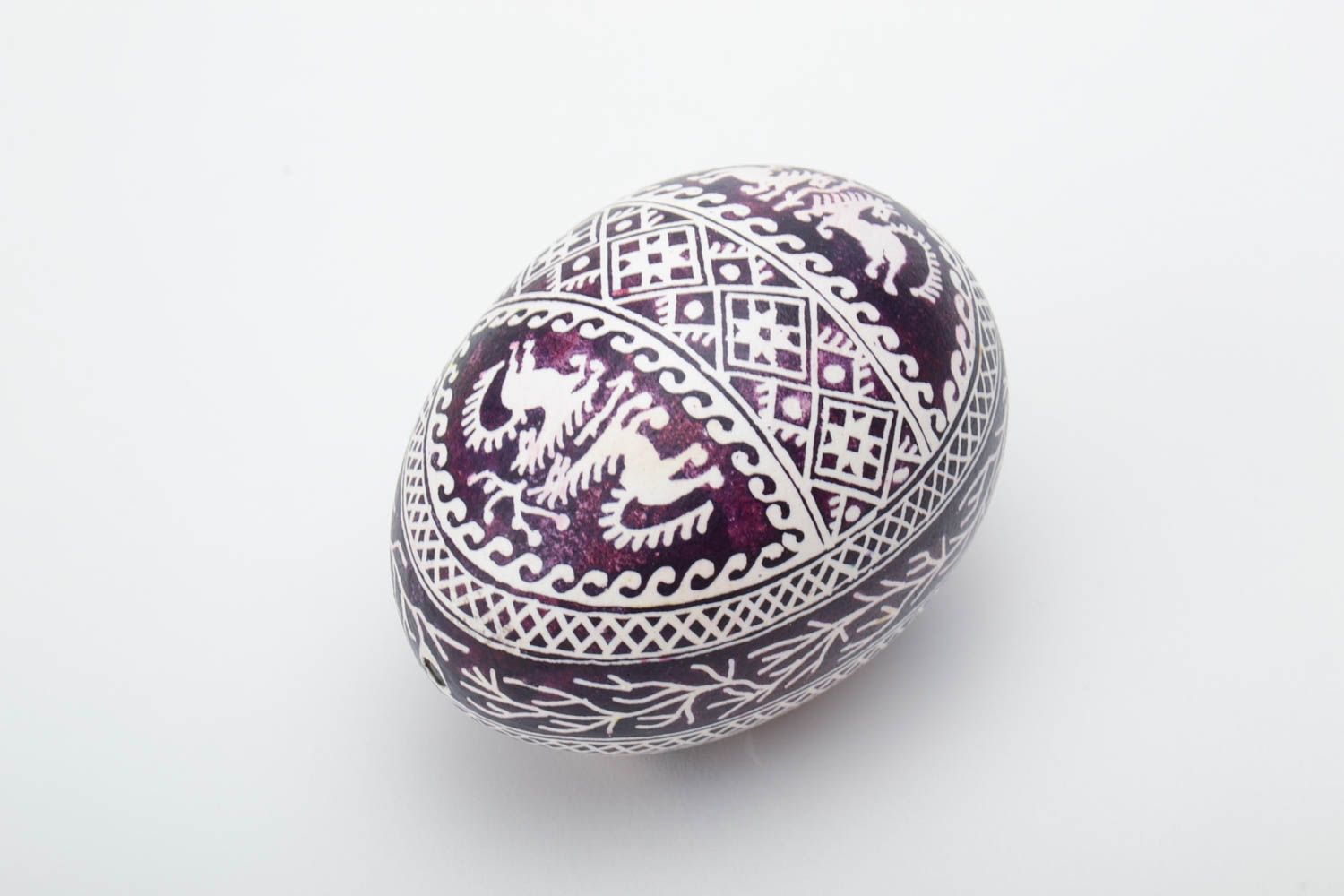 Handmade traditional painted chicken egg violet and white with horses pattern photo 2