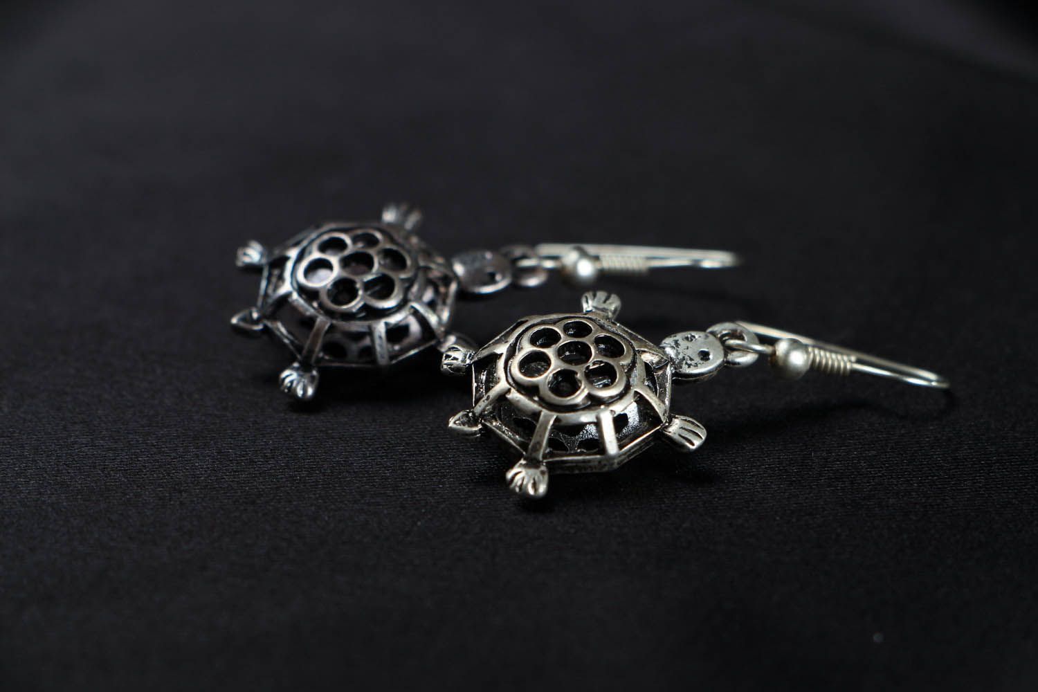 Metal earrings Turtles photo 2