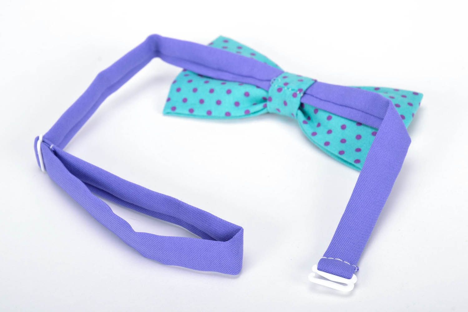 Blue bow tie with polka dots photo 2