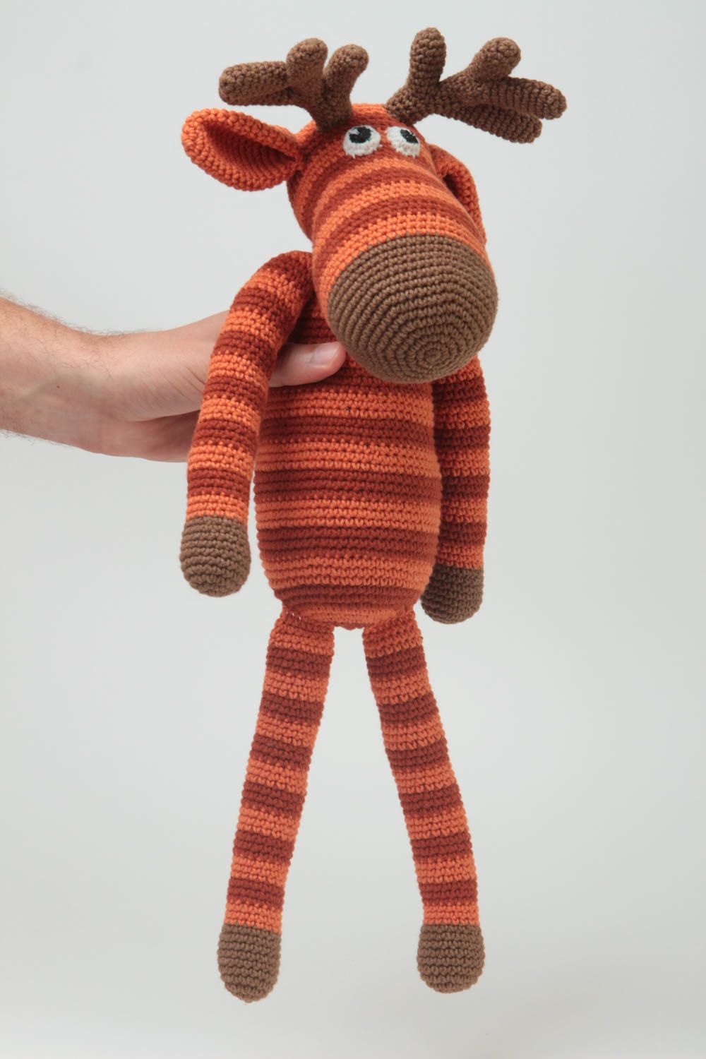 Peluche para niños hecho a mano regalo original juguete tejido  Alce a rayas foto 5