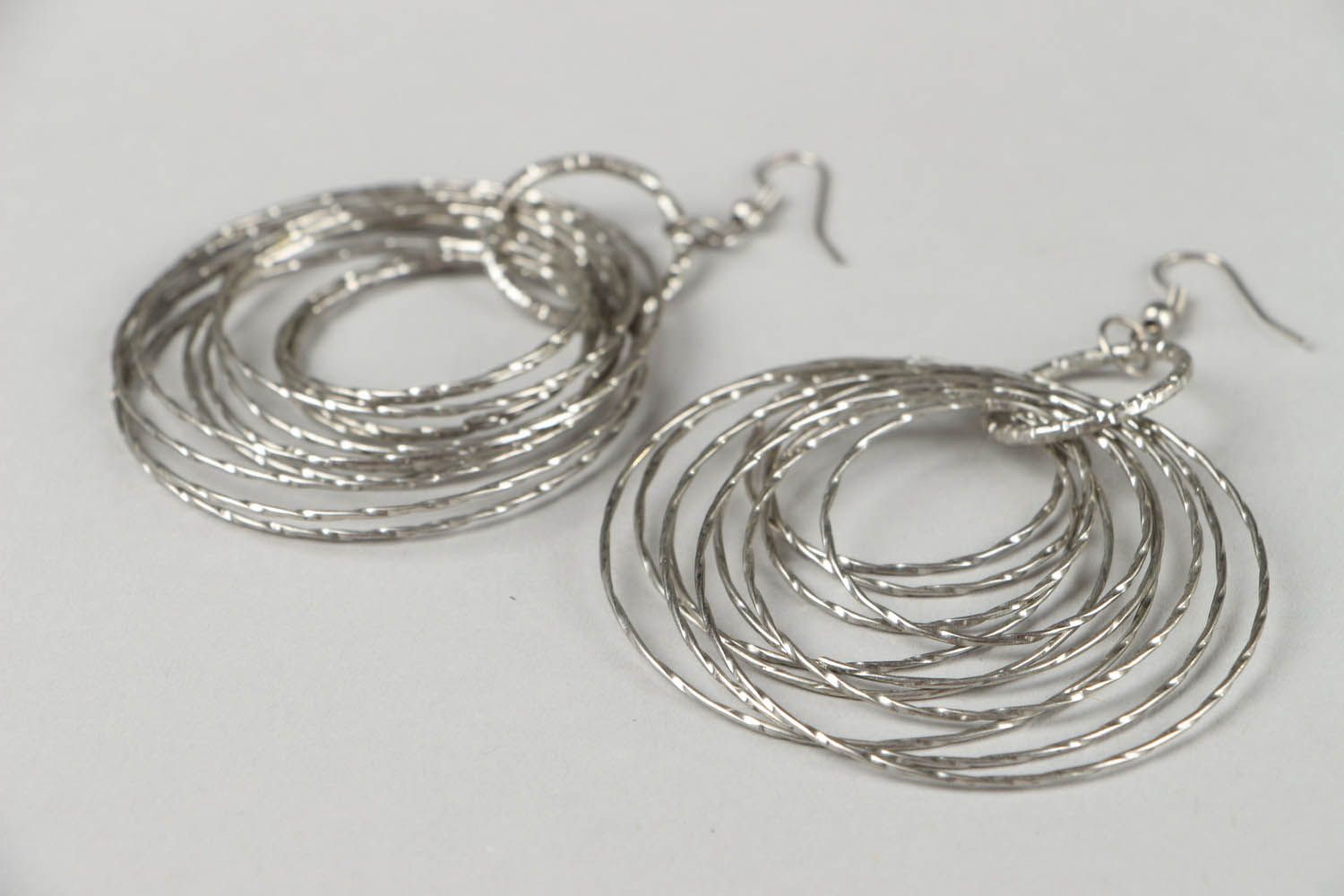 Earrings made ​​of metal photo 1