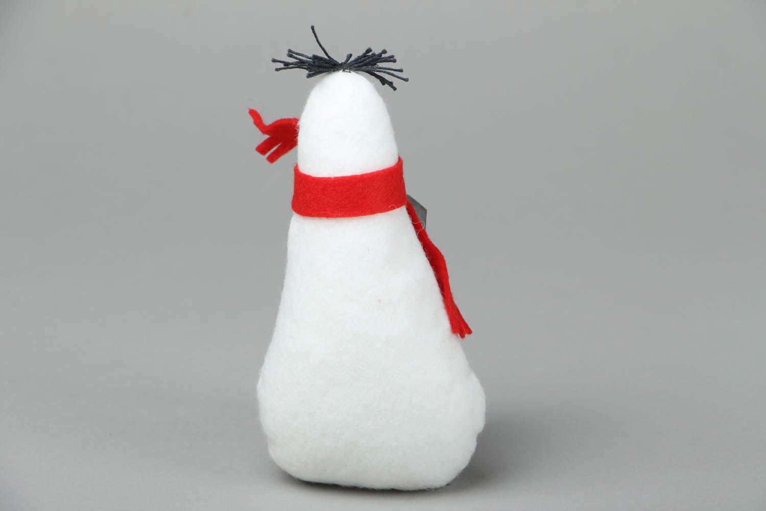 Декоративная фигурка снеговика ручной работы фото 3