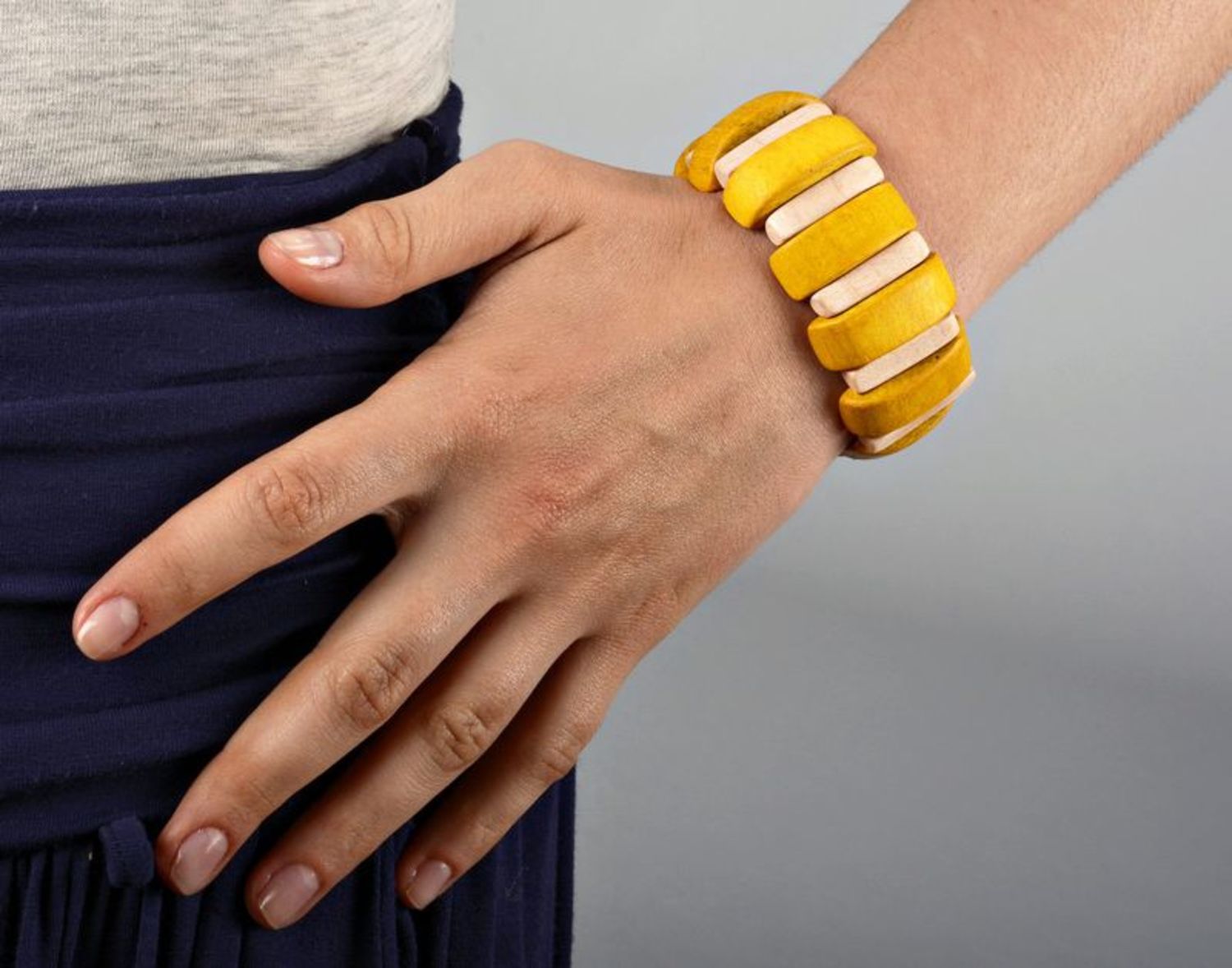 Striped yellow wrist bracelet photo 6