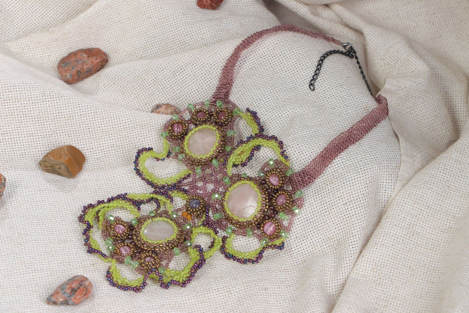 Collier en perles de rocaille et pierres naturelles fait main bijou pour femme photo 1