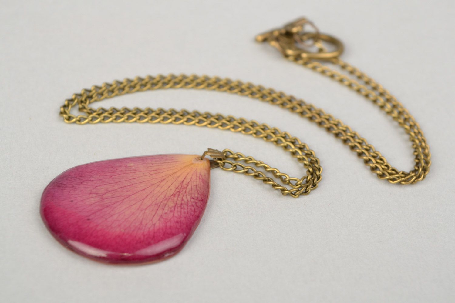 Handmade pendant on long chain with rose petal coated with epoxy photo 4
