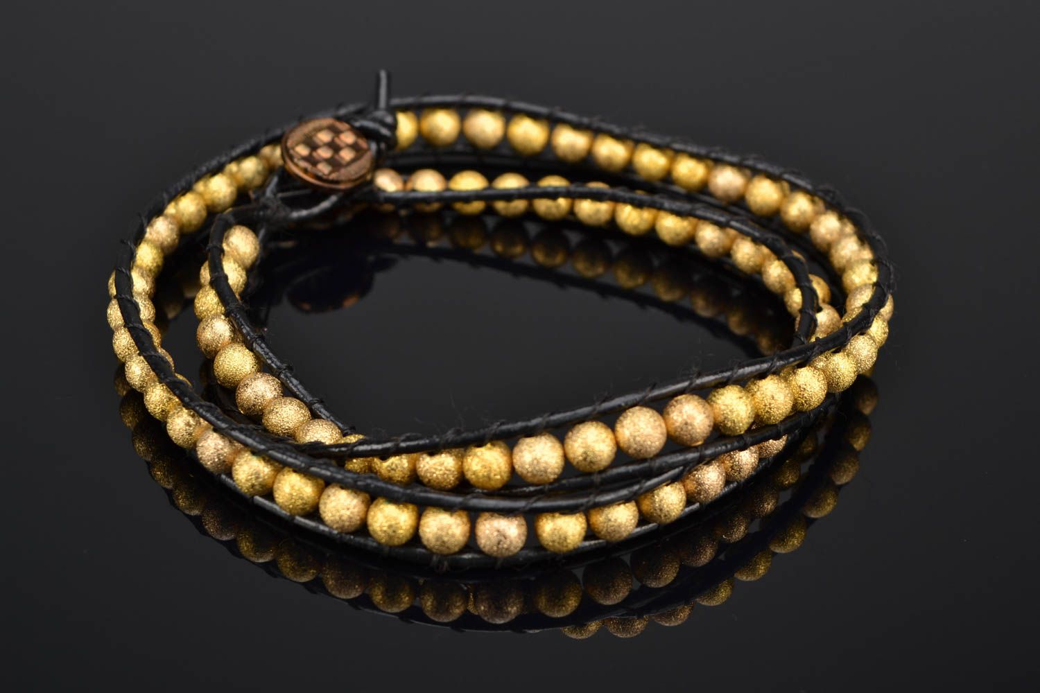 Bracelet en cuir et perles fantaisie multirang jaune et noir fait main photo 1