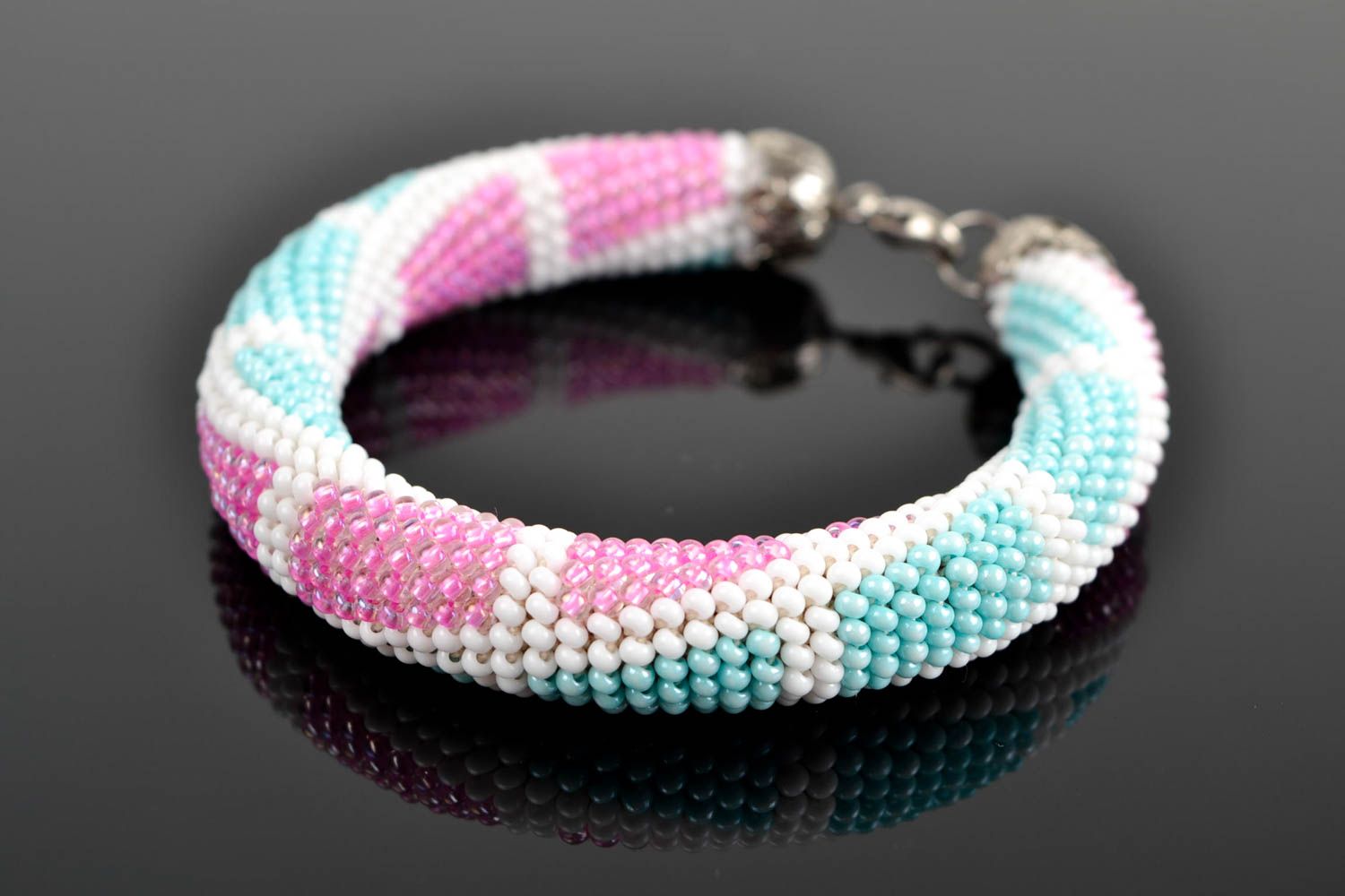 Bracelet perles de rocaille Bijou fait main rose-bleu Cadeau pour femme photo 1