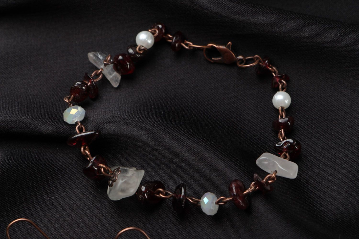 Set de bijoux en pierres naturelles bracelet et boucles d'oreilles faits main photo 3