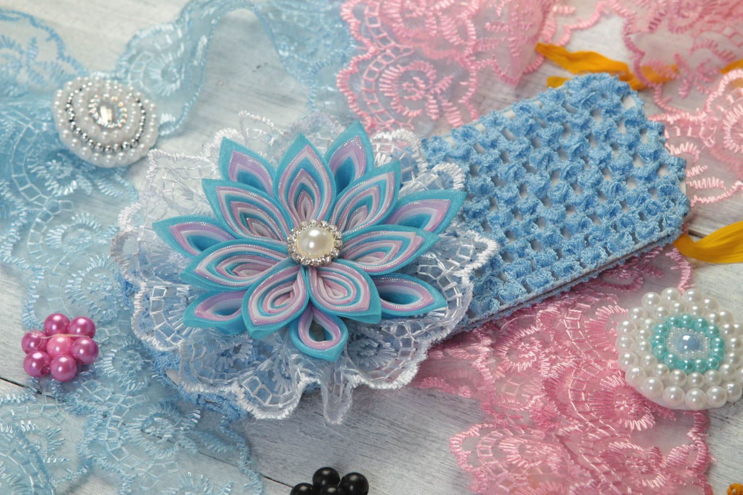 Handmade Haarband mit Blume Mädchen Haarschmuck Mode Accessoire weiß blau foto 1