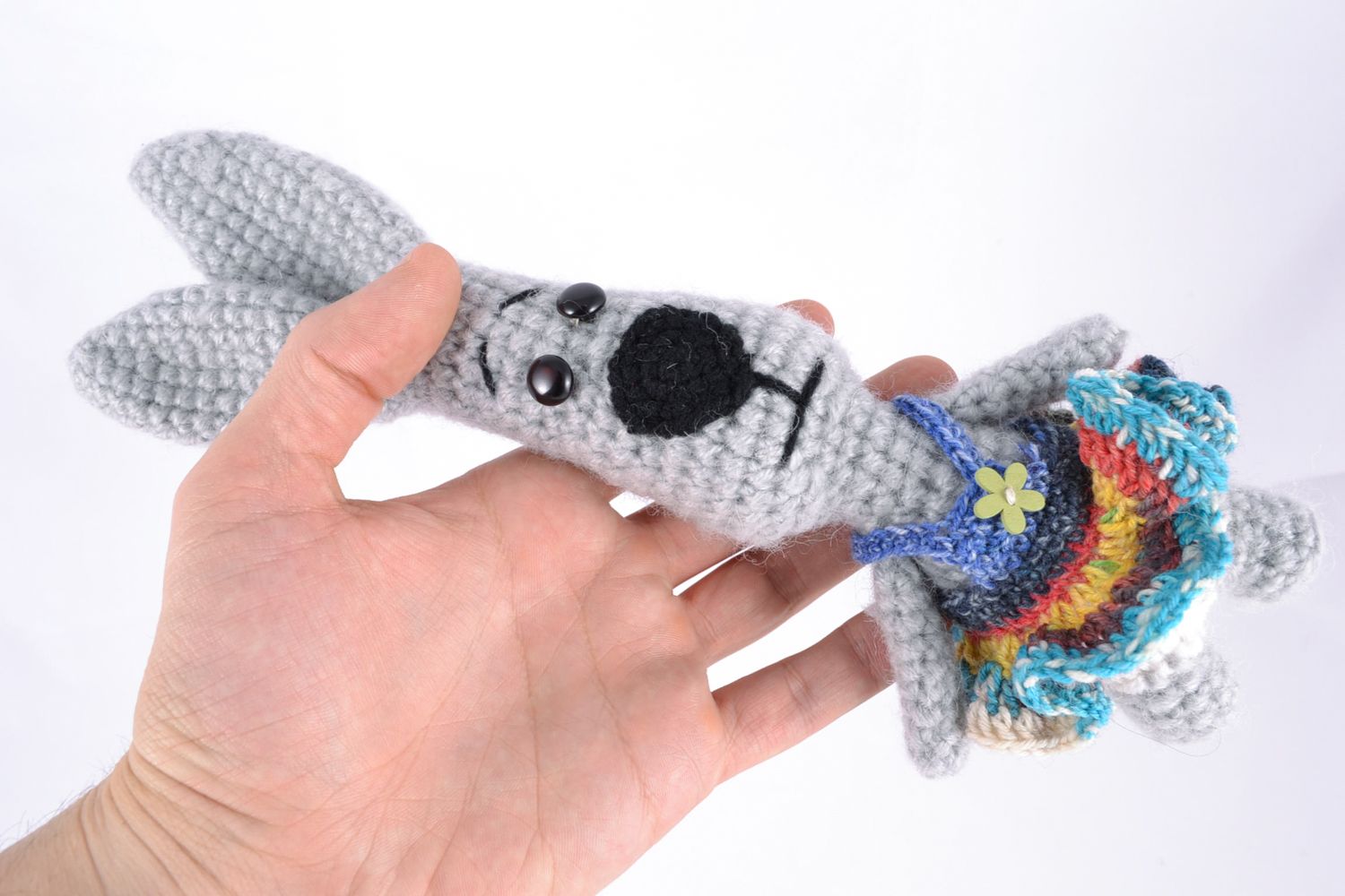 Giocattolo a maglia fatto a mano pupazzo a forma di lepre a uncinetto foto 2
